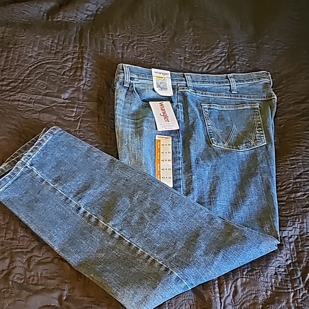Mens relaxed fit wranglers‎ 42x 30